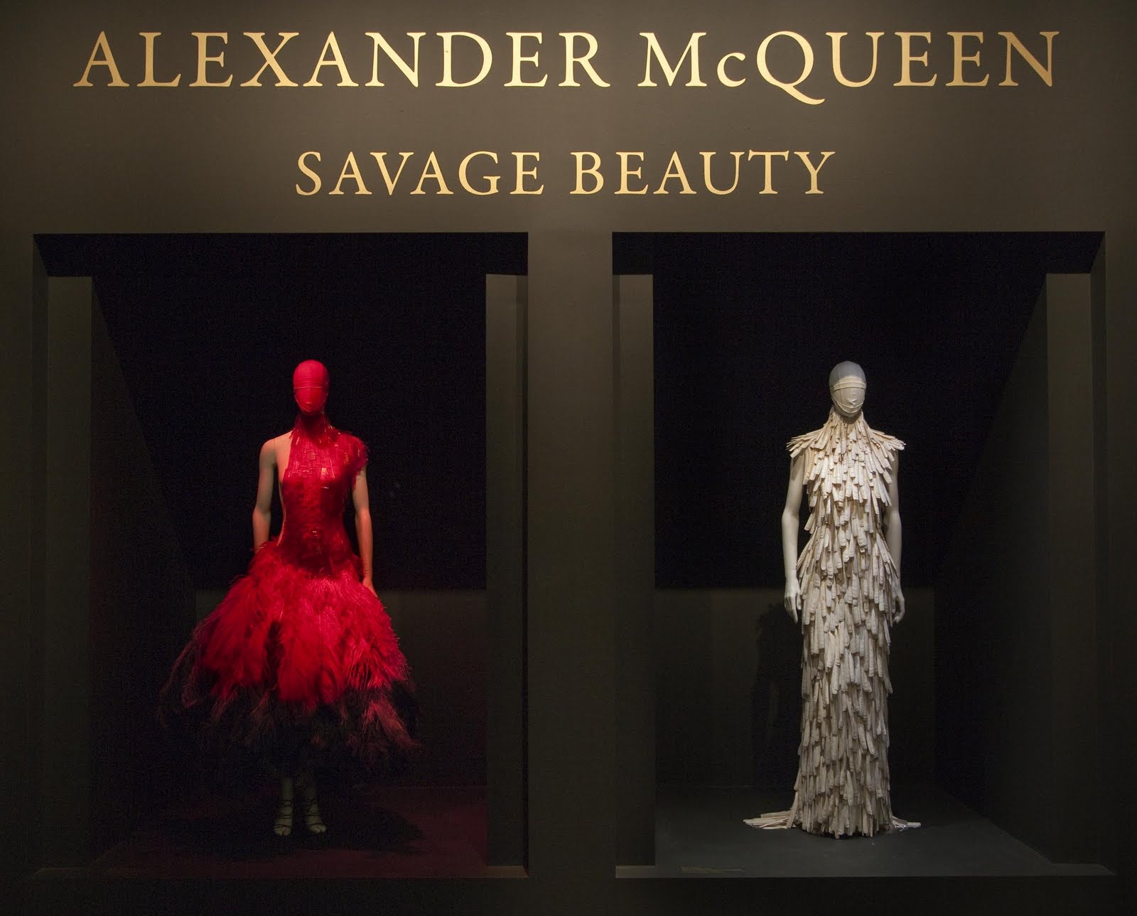 javipop visual SAVAGE BEAUTY ALEXANDER McQUEEN´S OF CURIOSITIES